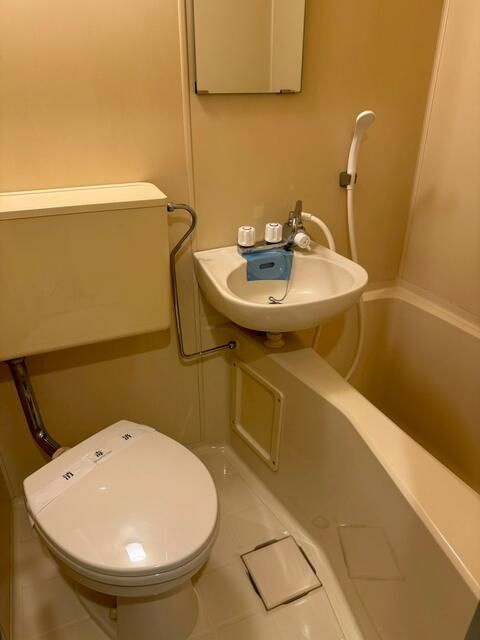 スカイコート市ヶ谷第３の浴室