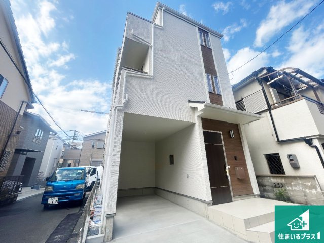 池田市天神　新築一戸建ての外観|お客様に長く安心して住んでいだだける事にこだわった家づくり！住んでからのアフターサービスにもしっかりと取り組んでいます！