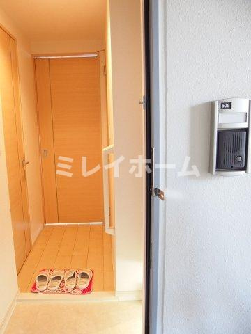 アーバンフォレストの玄関