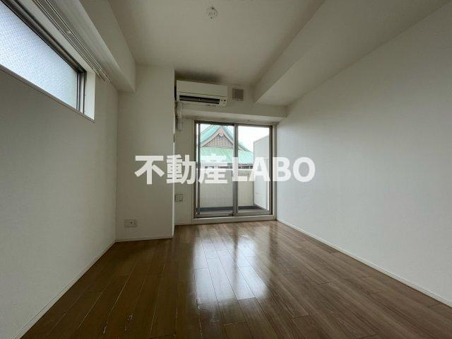 スプランディッド大阪ＷＥＳＴの居間・リビング