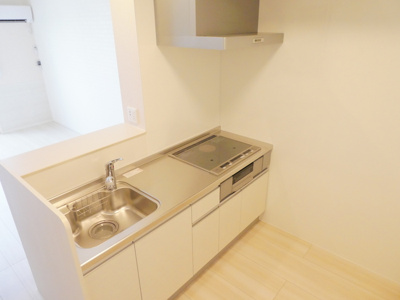 【キッチン】 | Lumiere | お料理しやすいキッチンです