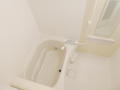 【浴室】 | Lumiere | 落ち着いた空間のお風呂です