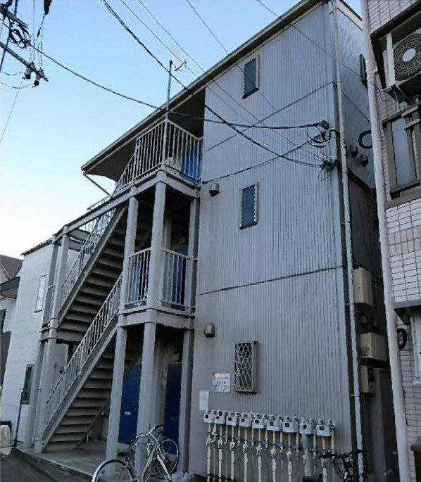 フュエルラーデン笹塚