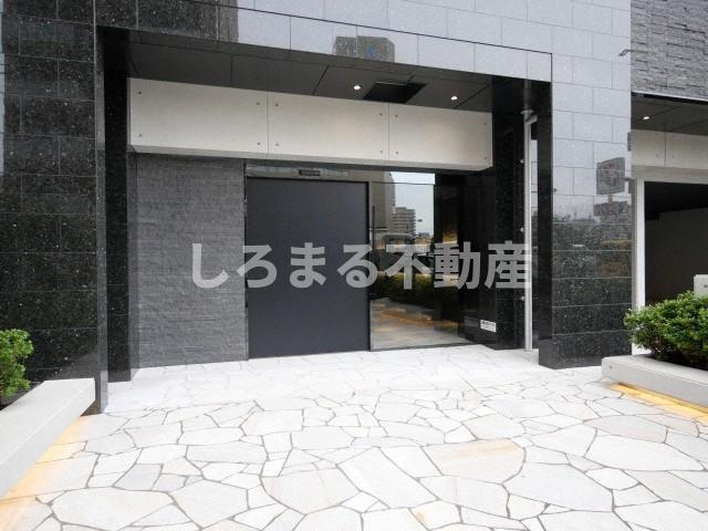 S－RESIDENCE難波大国町Deuxのエントランス