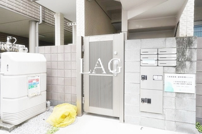 【エントランス】 | ラ・ルーチェ | エントランスです。