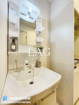 【洗面所】 | ラ・ルーチェ | 洗面台です。(家具・家電付きではございません)