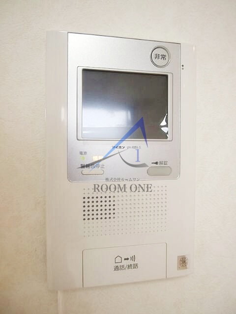 ルーブル東蒲田八番館のセキュリティ|モニター付きインターホンです。