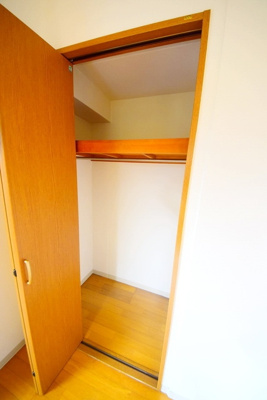 【収納】 | リーヴェルステージ横浜西 | ハンガーラック付きで楽々収納♪