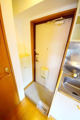 【玄関】 | リーヴェルステージ横浜西 | シューズボックス付きの玄関♪