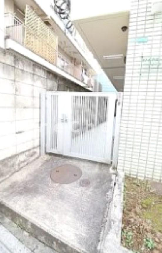 ロイヤルパーシモンのエントランス