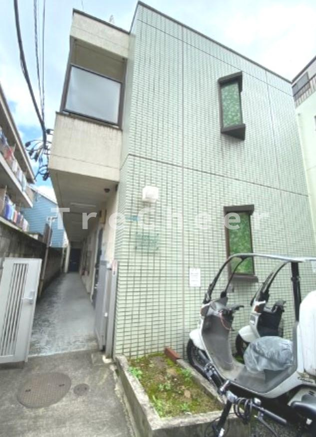 ロイヤルパーシモンの外観