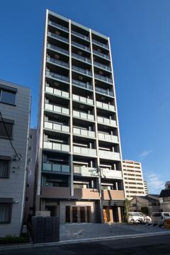 さいたま市浦和区仲町３丁目の賃貸マンションの外観