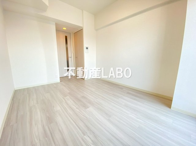 プレサンスOSAKA DOMECITY クロスティの寝室