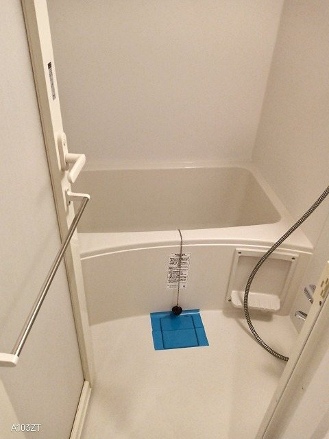 新品家具付きマンション宮川町1(KaGood神奈川)の浴室