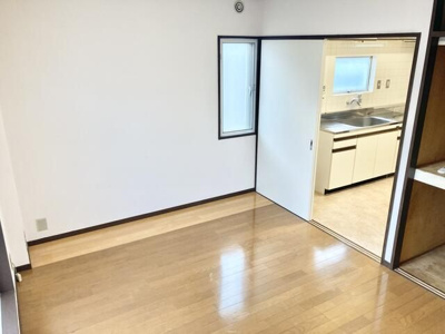 【居間・リビング】 | サルイハイツ