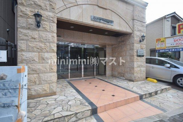 ラ・フォルム梅田northのエントランス