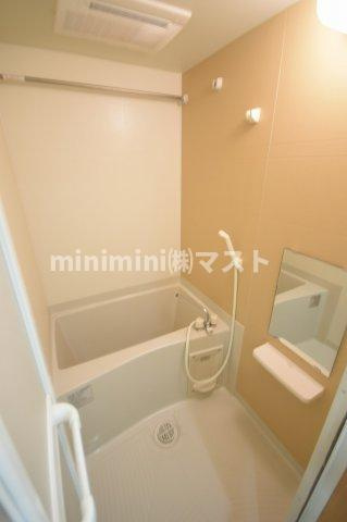 ラ・フォルム梅田northの浴室