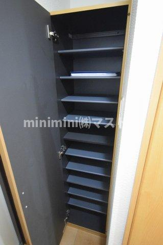 ラ・フォルム梅田northの収納