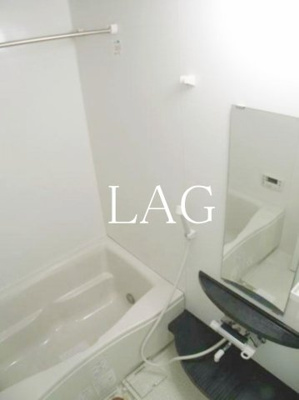 【浴室】 | アン・ボルヌ | お風呂です。