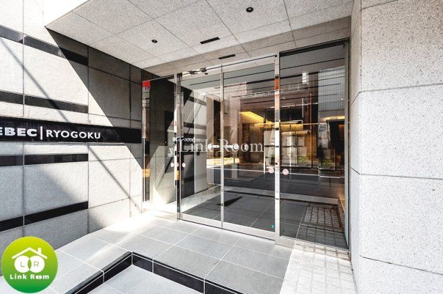 ジーベック両国のエントランス