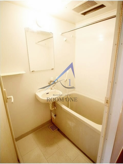 プレール・ドゥーク西新宿の浴室|お風呂です。