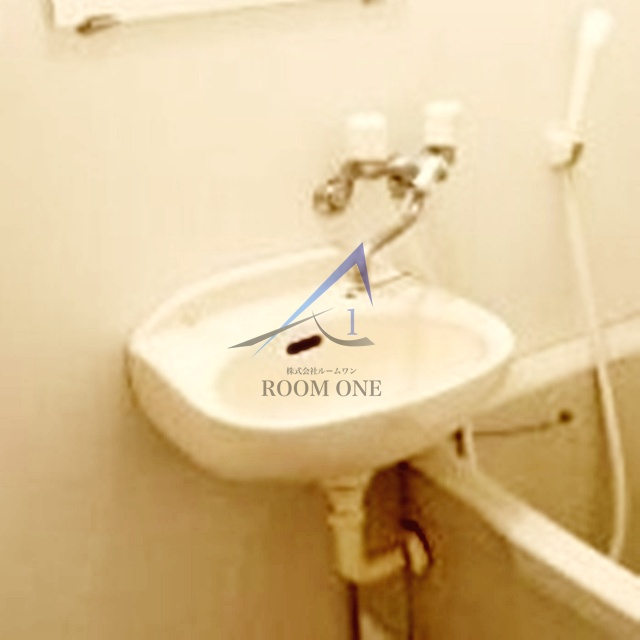 プレール・ドゥーク西新宿の洗面所|洗面台です。