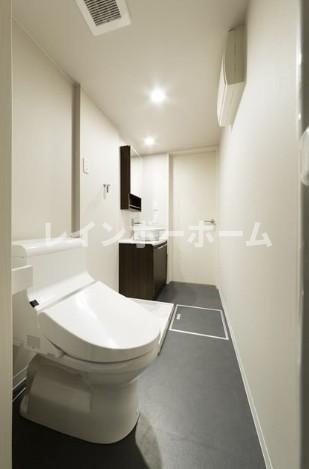 KAHALE八千代Aのトイレ