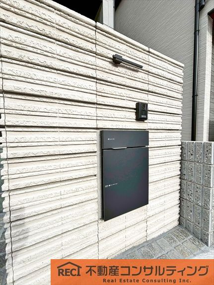 神戸市灘区篠原北町4丁目　新築戸建　B号地のエントランス