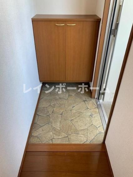 ロワジールの玄関