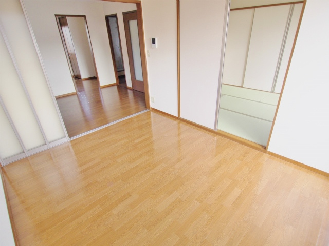 グリーンヒルズ瀬野西の居間・リビング|※リノベーション前の写真です。