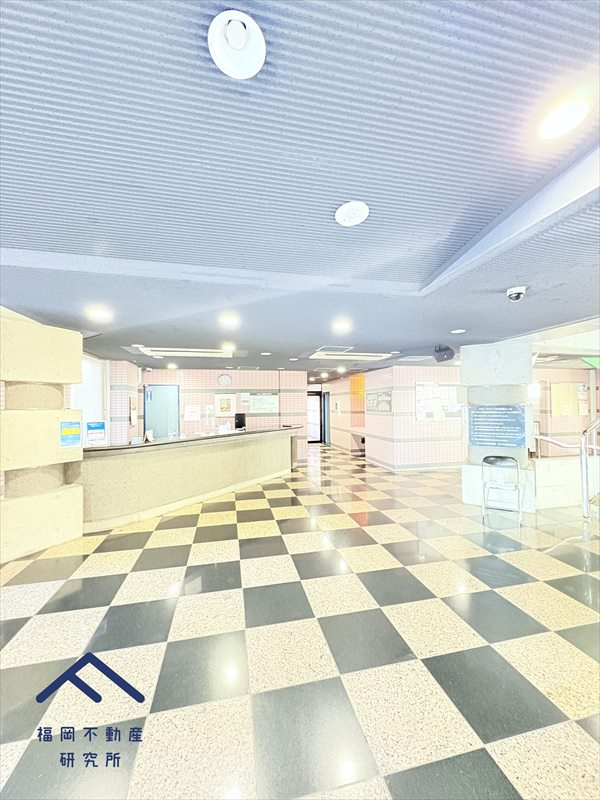 ネクサス香椎1号棟のエントランス