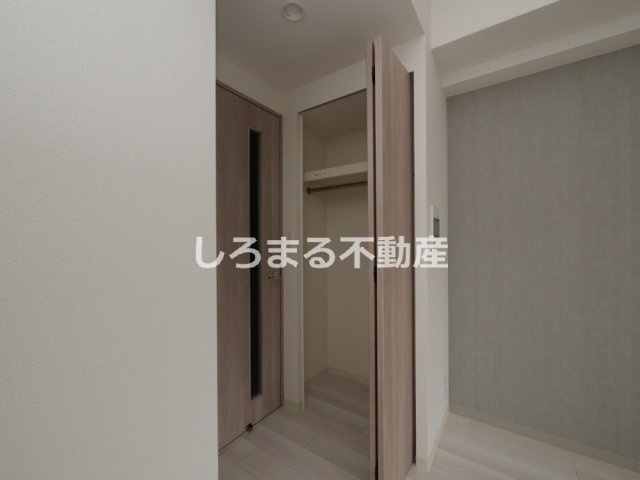 プレサンス四天王寺前夕陽ヶ丘　凛宮の収納