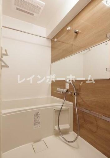 ディームス浦安の浴室|落ち着いた空間のお風呂です