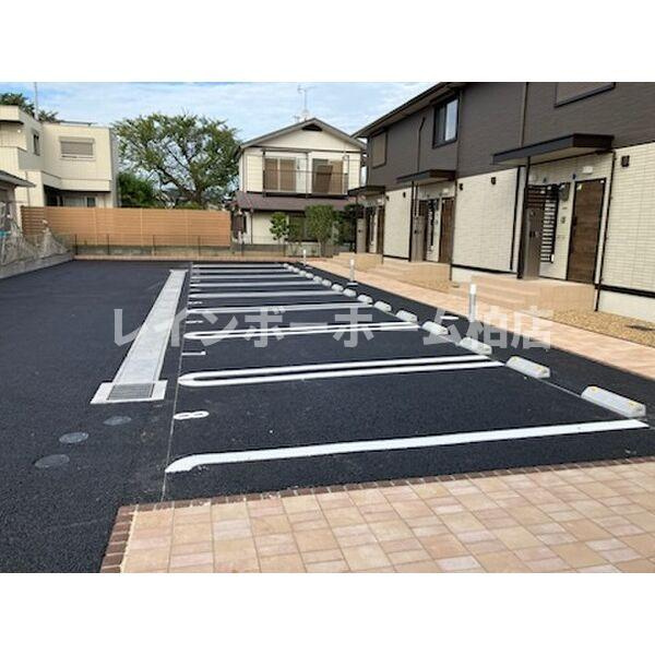 【仲介手数料：50％OFF】対象物件！の駐車場