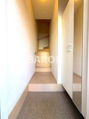 フォレストハウス野間A棟の玄関