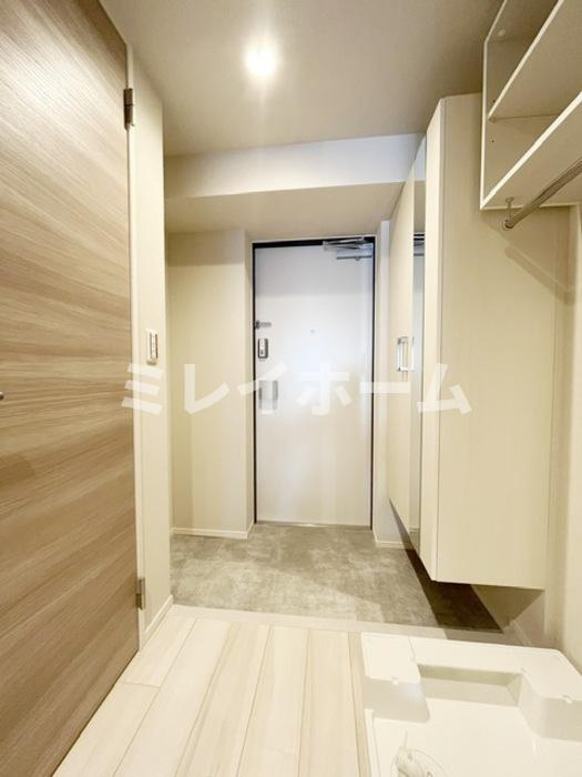 ロイジェント山王の玄関