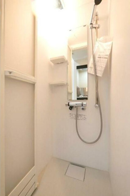 【浴室】 | ハーモニーテラス仲宿Ⅲ | シャワールーム・トイレ別（同一仕様写真）