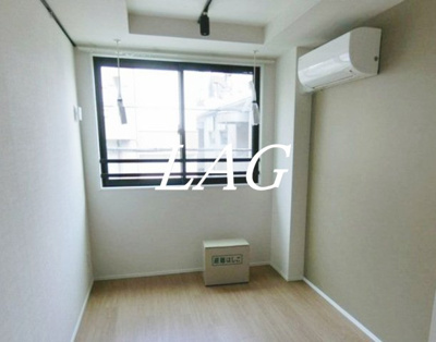 【居間・リビング】 | ＦＡＢＲＩＣ三鷹 | 洋室のお部屋です。