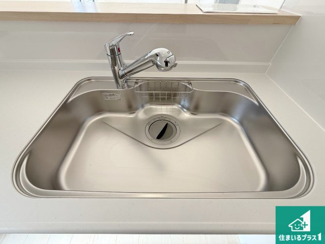 紀の川市尾崎　第2期　新築一戸建ての設備|広々としたシンクで食器洗いも楽々！