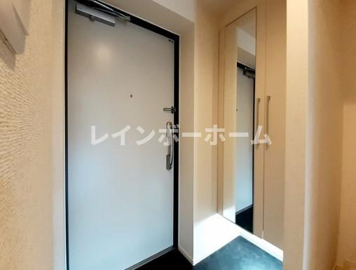 ボラ　カーサの玄関