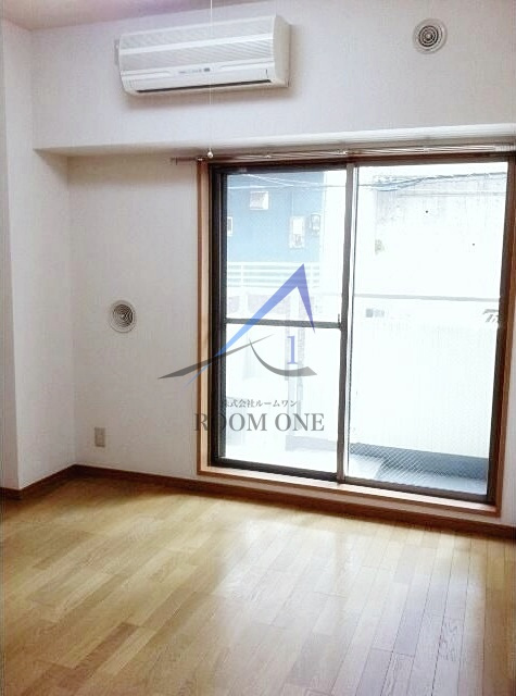 プレール・ドゥーク新宿曙橋の居間・リビング|洋室のお部屋です。