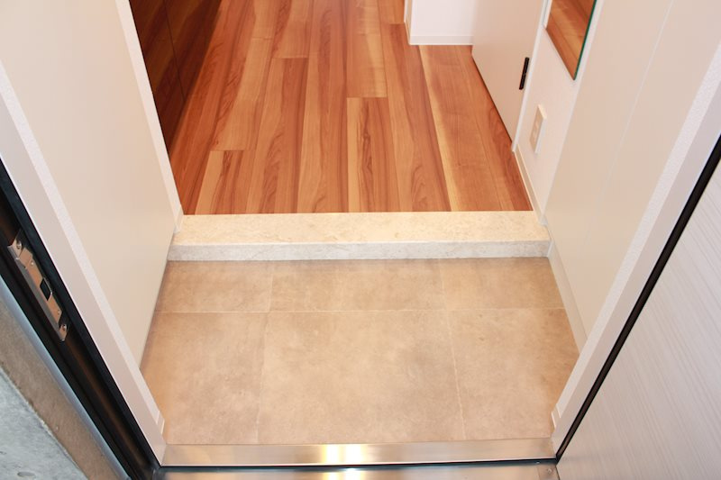 新品家具付きマンション荏原5(KaGood東京)の玄関