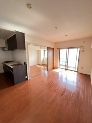 【居間・リビング】 | グランドパレスアビオン片野（A-19）