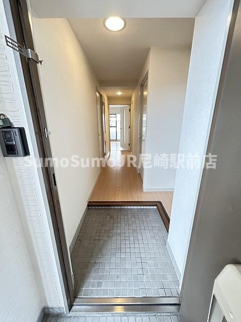 ファミールメゾンの玄関|シンプルで使いやすい玄関です