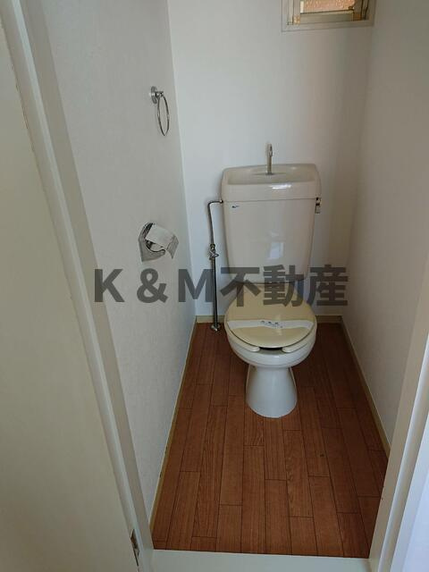 メゾンドＫのトイレ|落ち着いた色調のトイレです