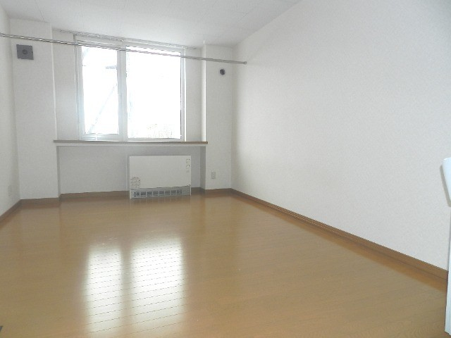 石崎コーポ７の居間・リビング