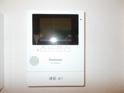 【セキュリティ】 | カタクラーサ | モニター付きインターホンでセキュリティ安心♪