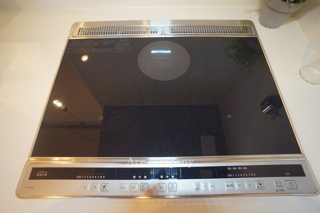 【キッチン】 | 八尾市安中町4丁目 | お掃除楽々、IHクッキングヒーターです☆