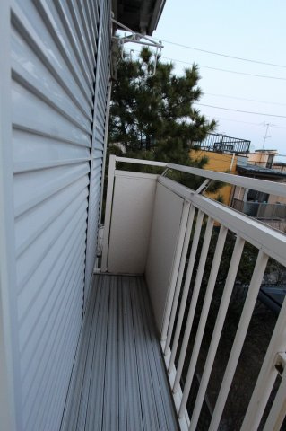 リエスあさか根岸台Ａ・Ｂ棟のバルコニー