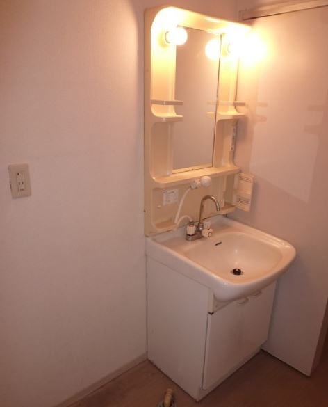サンハイツAKIYAMA 【キャッシュバック対象物件】の洗面所|洗面所です